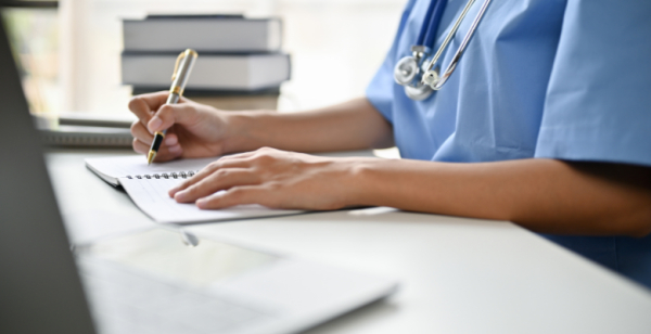Novos mestrados em Enfermagem abrangem áreas como Comunitária, Médico-Cirúrgica, Saúde Infantil e Pediátrica