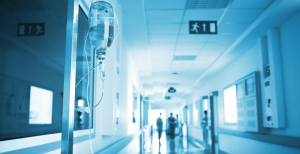 O impacto da pandemia de COVID-19 nas condições de trabalho dos enfermeiros
