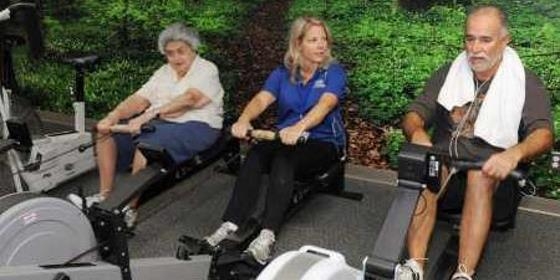 "Moda" do treino em jejum com poucos benefícios para emagrecer e riscos associados