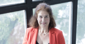 Marion Kuper-Hommel: Promoção de melhorias na qualidade de vida da pessoa com cancro da mama avançado através da Enfermagem