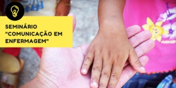 Alunos de Enfermagem abordam importância da comunicação