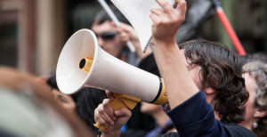 Nova greve pela paridade com carreira técnica superior